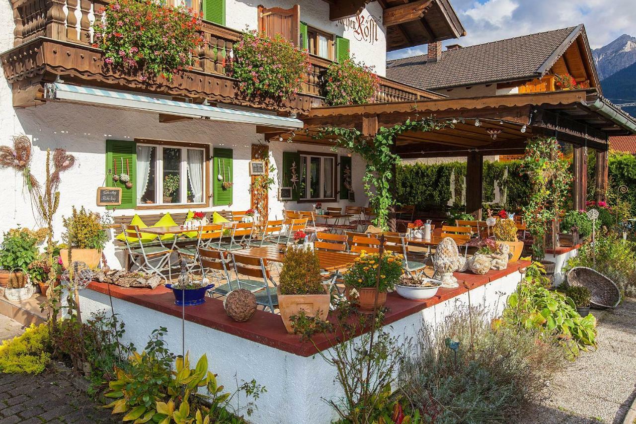 Fruehstueckspension Gaestehaus Zum Weissen Roessl Wallgau Dış mekan fotoğraf